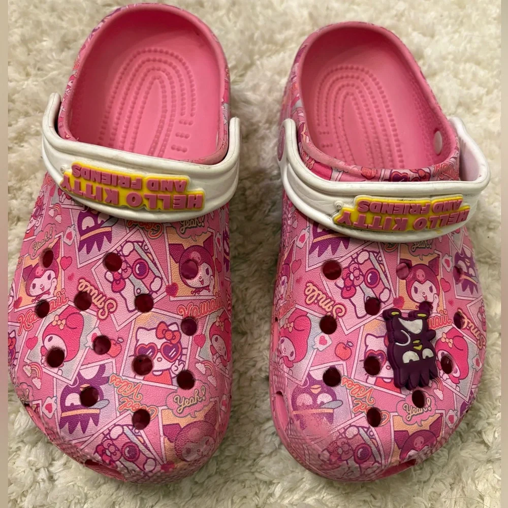Crocs Hello Kitty and Friends Classic Pink Clogs CROCS Youth Girl Size 3